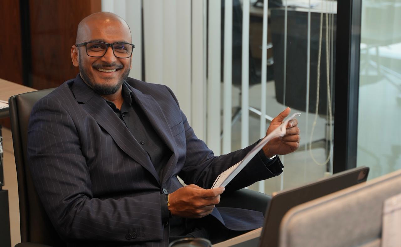 Rishad D&rsquo;Cruz at his desk